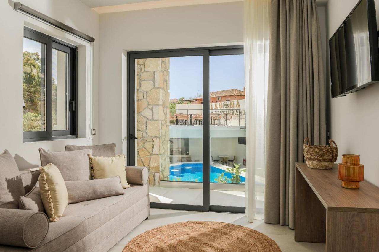 Lagoon Luxury Suites Vasilikí Екстериор снимка